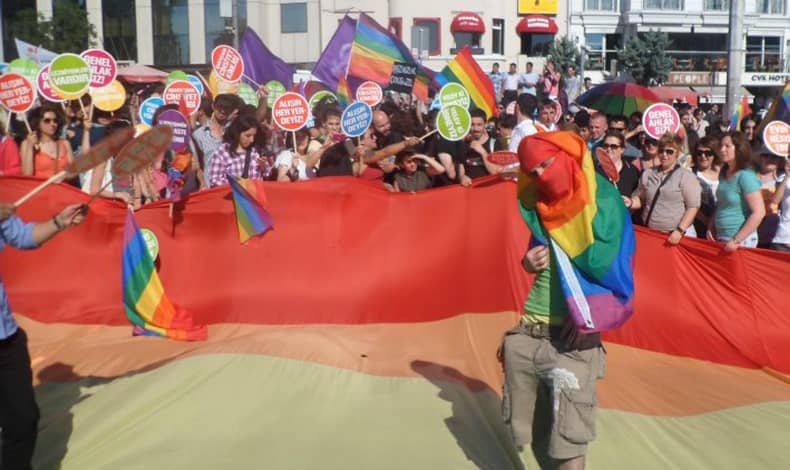 Istanbul Pride 2012